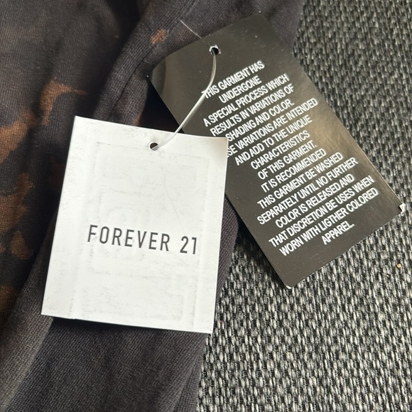 Men’s T-Shirt ( Salt N Pepa ) - Picture 5 of 6